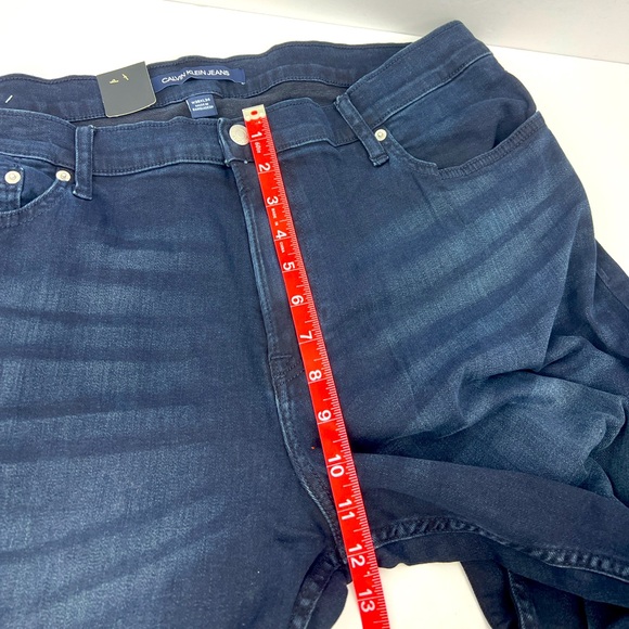 CALVIN KLEIN JEANS, STRAIGHT LEG, BLUE JEANS, STRETCH, SITS AT WAIST, 38W, 34L - Picture 12 of 15